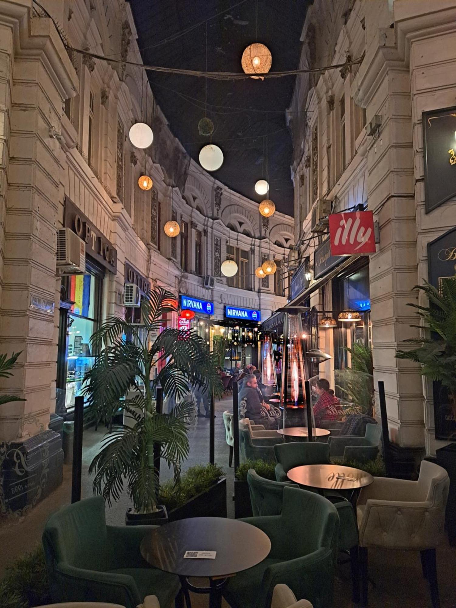Апартаменты Amytis Flat Old City Бухарест Экстерьер фото